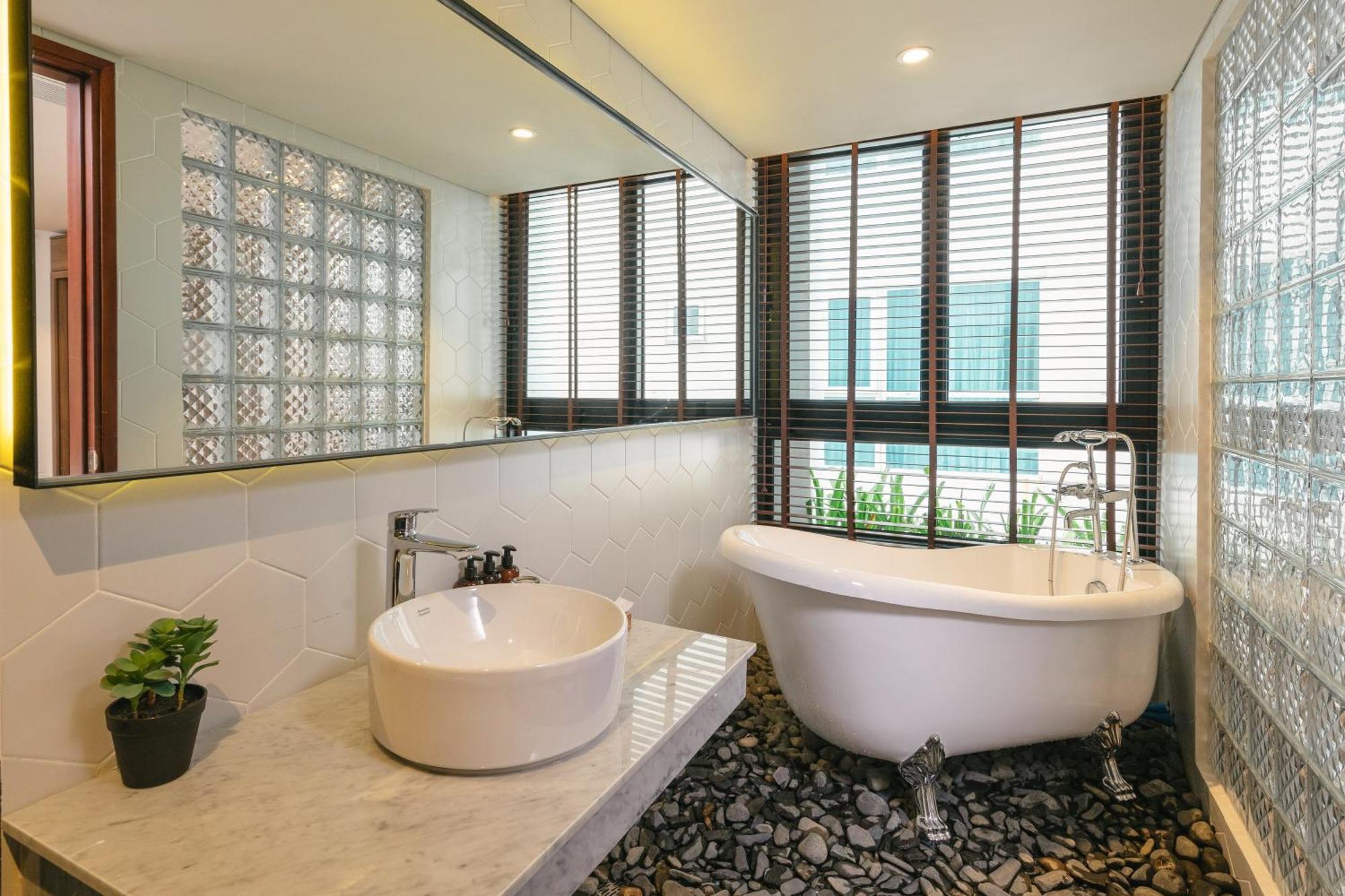 The Glomad Danang Hotel Exterior photo